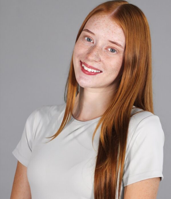 Dakota Headshot